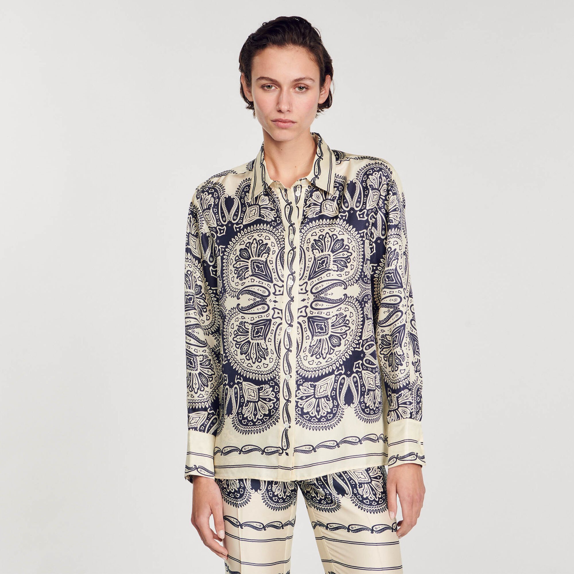 Hemdbluse aus Seide mit Druckmotiv