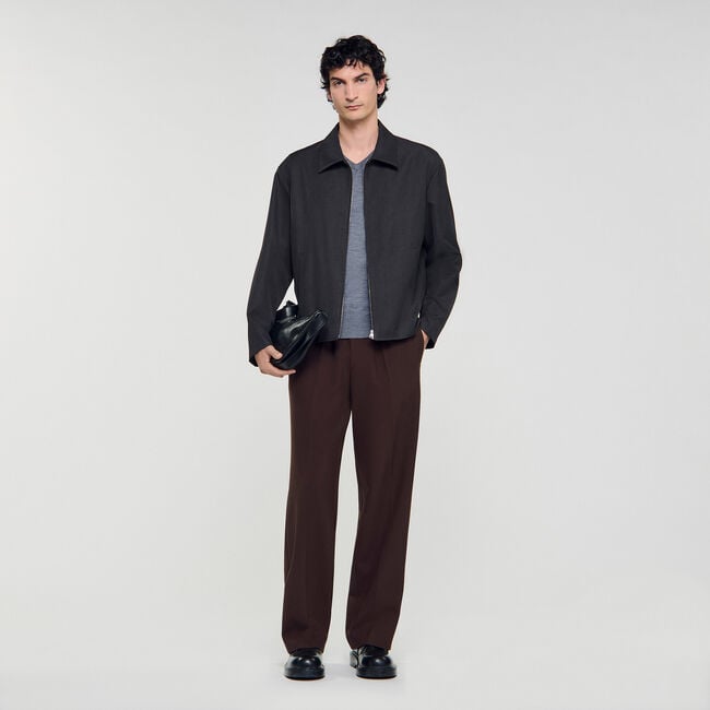 Jacke aus technischem Material