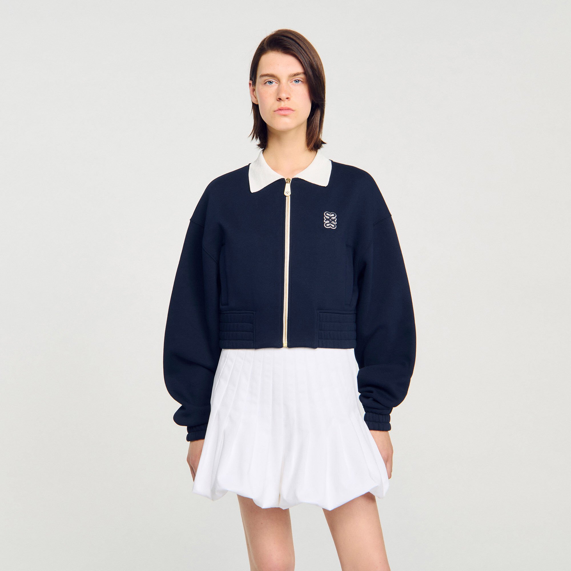 Zweifarbiges kurzes Sweatshirt