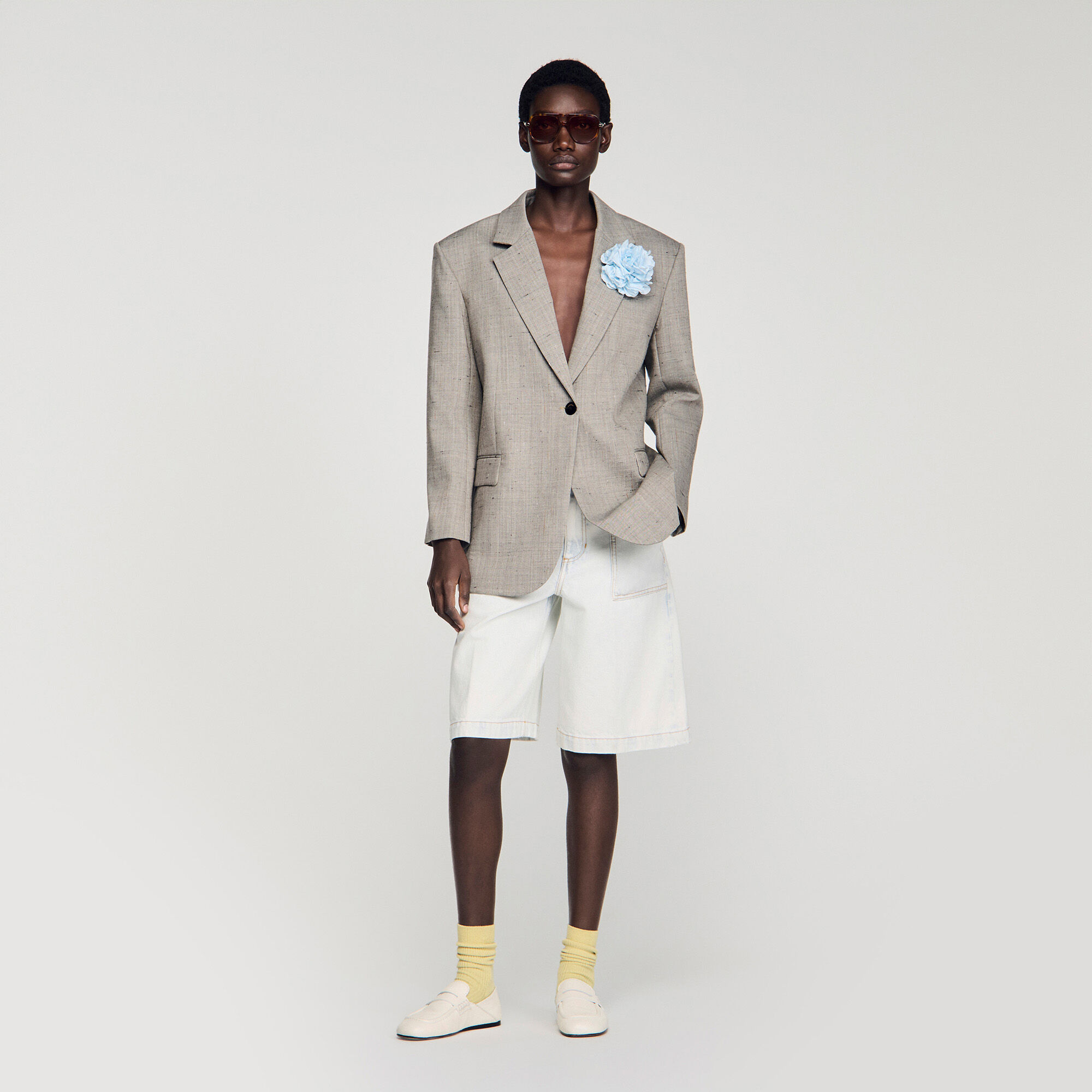 Karierte Wolljacke mit Brosche