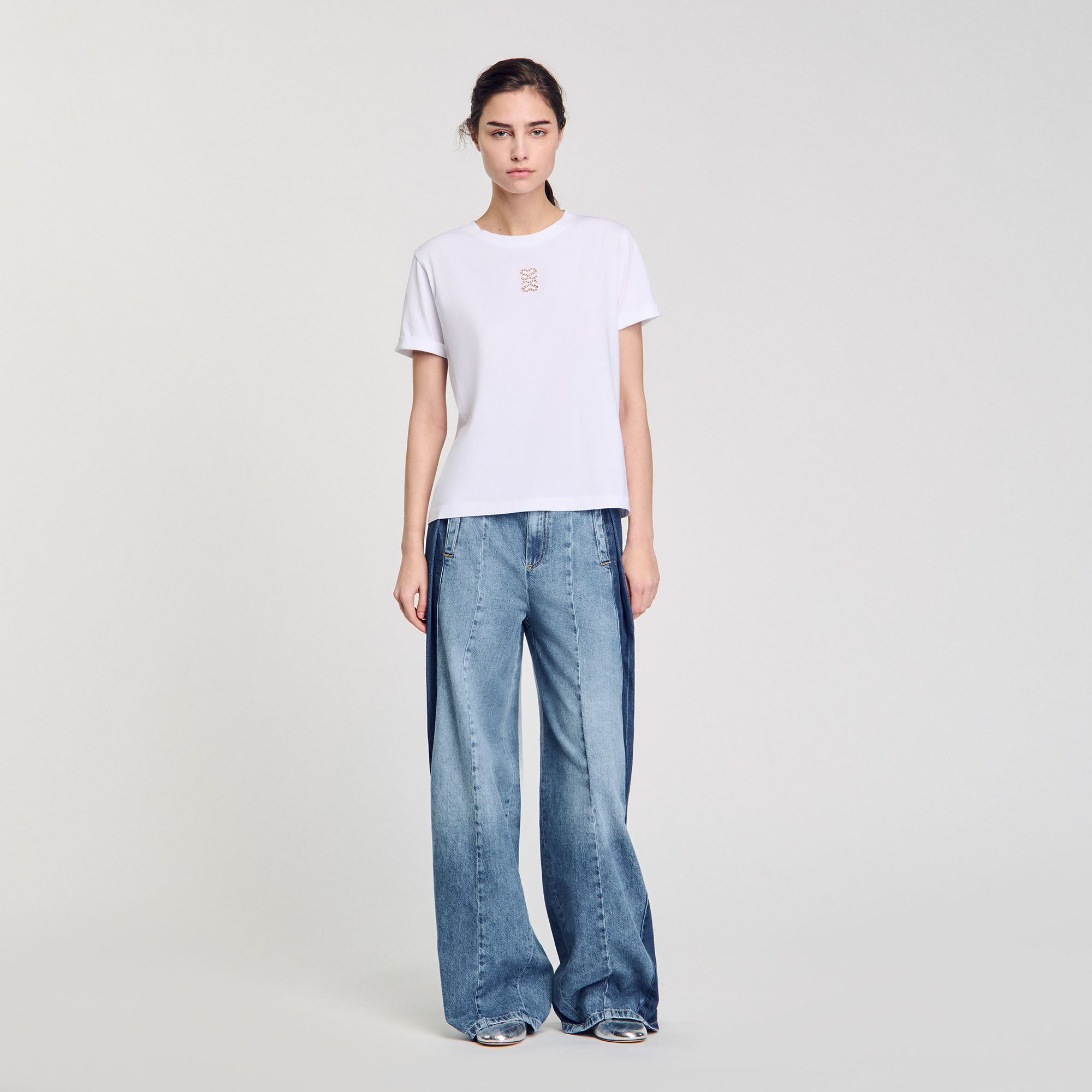 Baumwoll-T-Shirt mit Stickerei