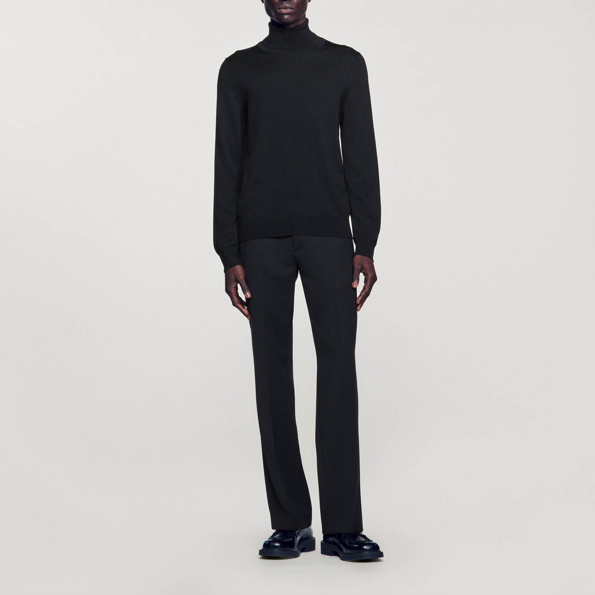 Rollkragenpullover aus Wolle