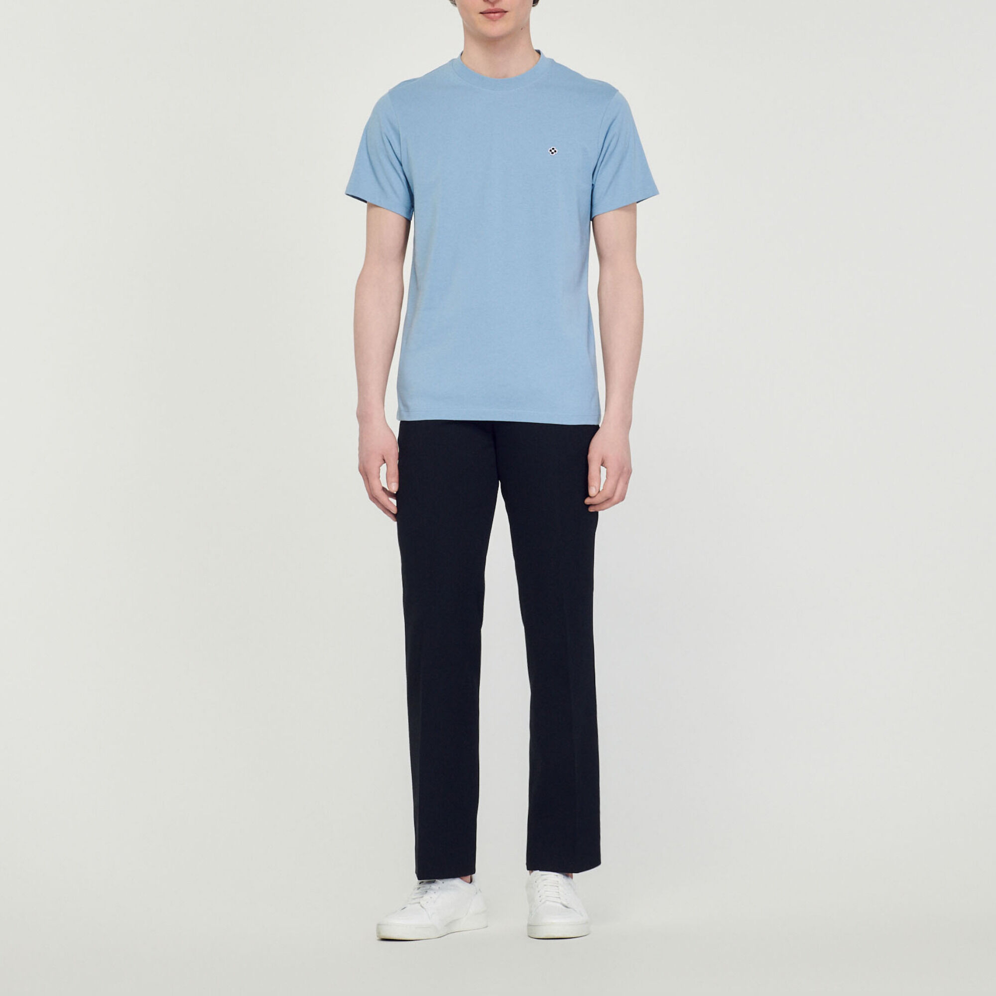 T-Shirt mit Square-Cross-Aufnäher