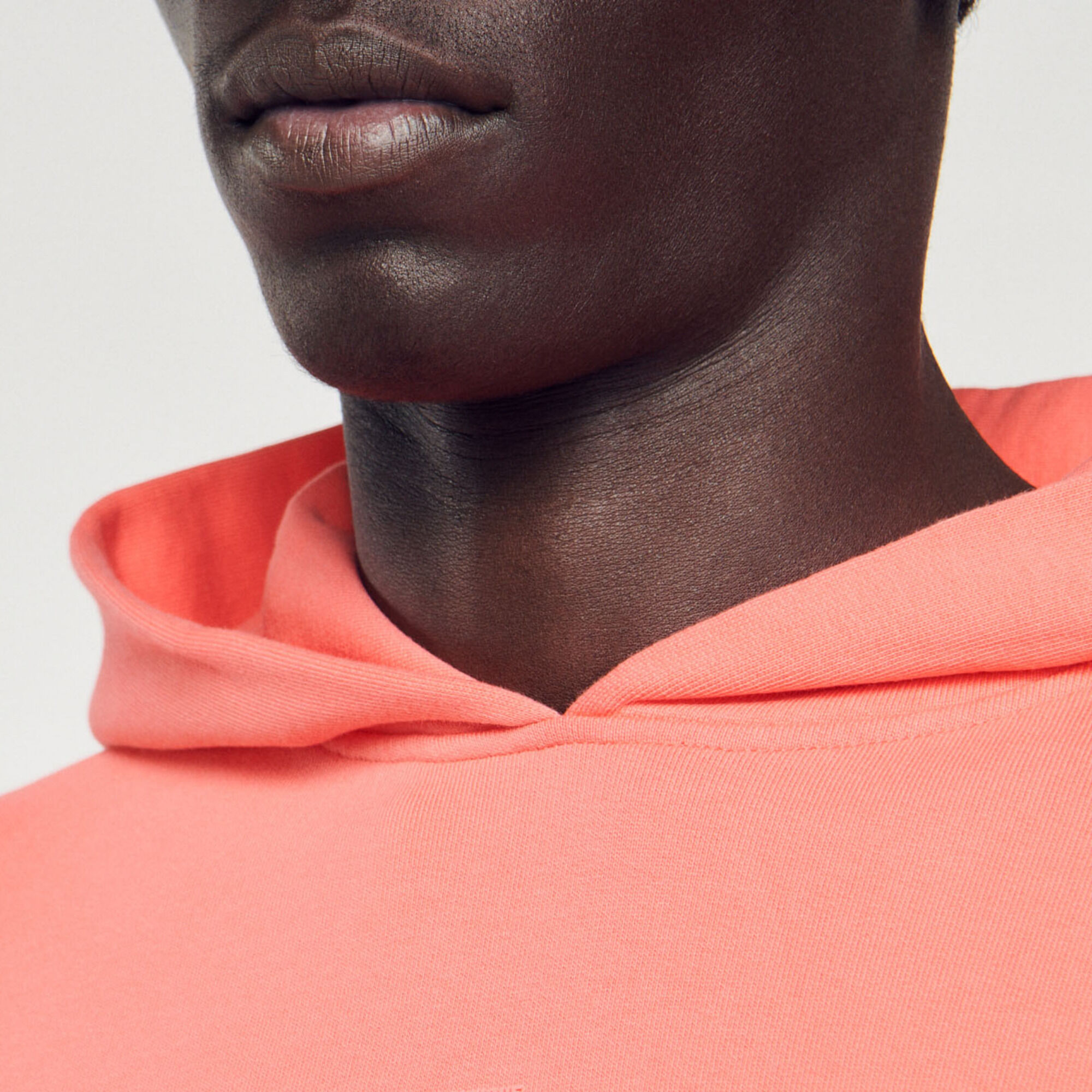 Kapuzensweatshirt mit Logo aus Gummi