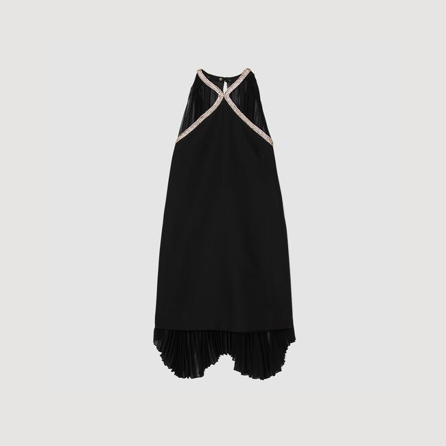 Kurzes Kleid mit Cape und Strass