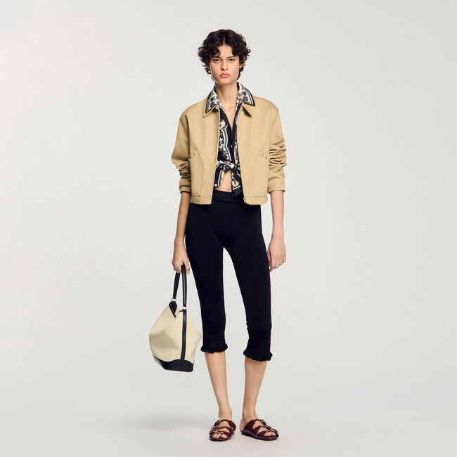 Kurzer Blouson mit Strass-Details