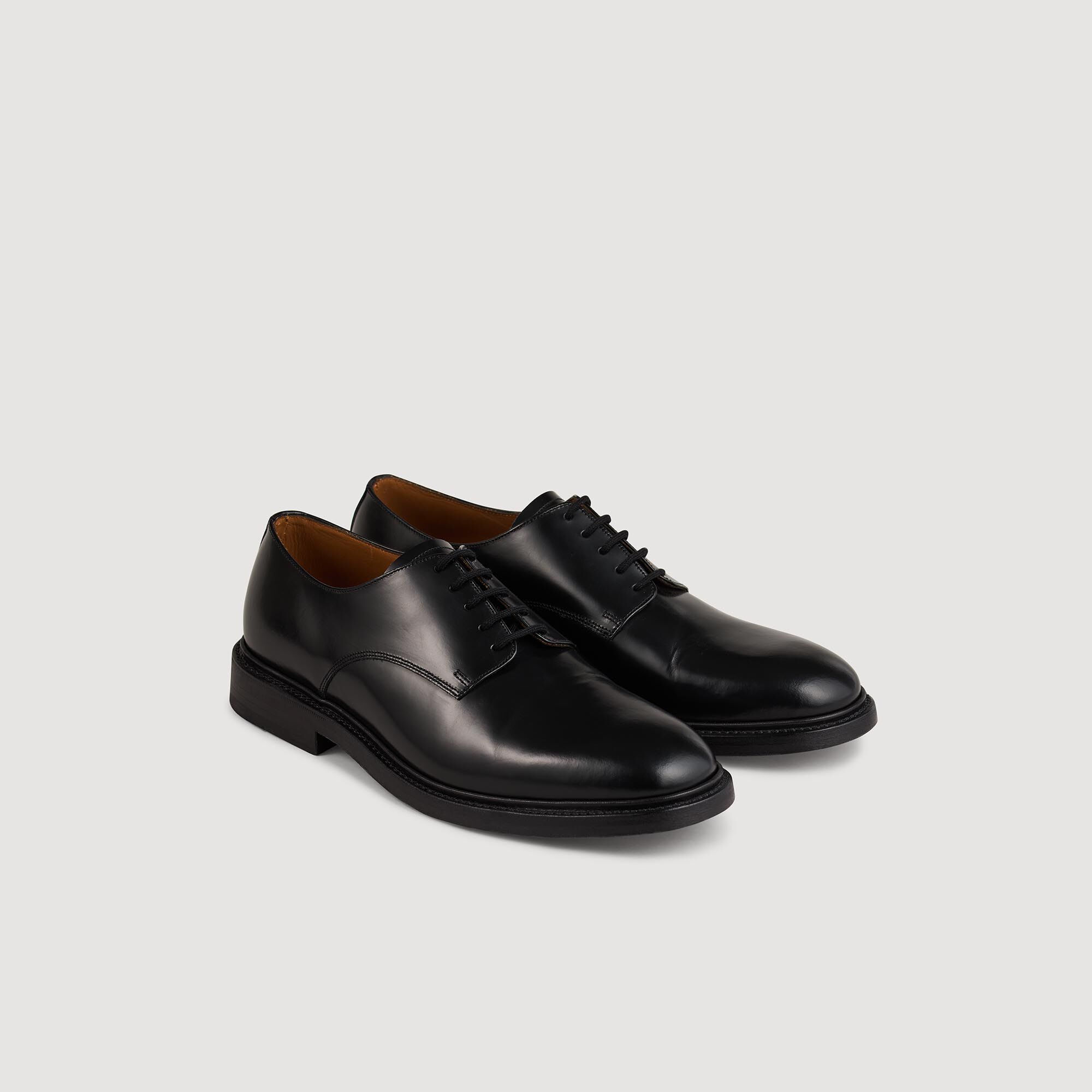 Derby-Schuhe aus glasiertem Leder