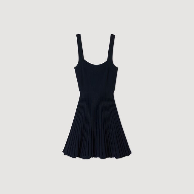 Kurzes Strickkleid
