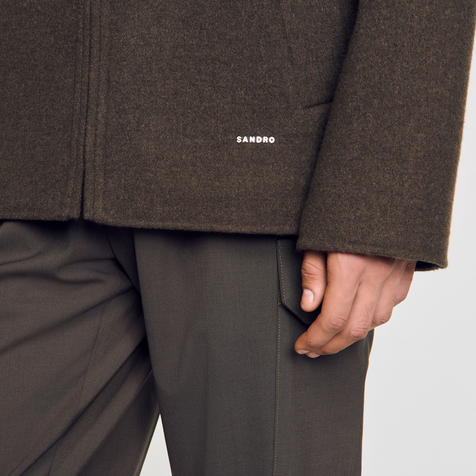 Windjacke mit Kapuze