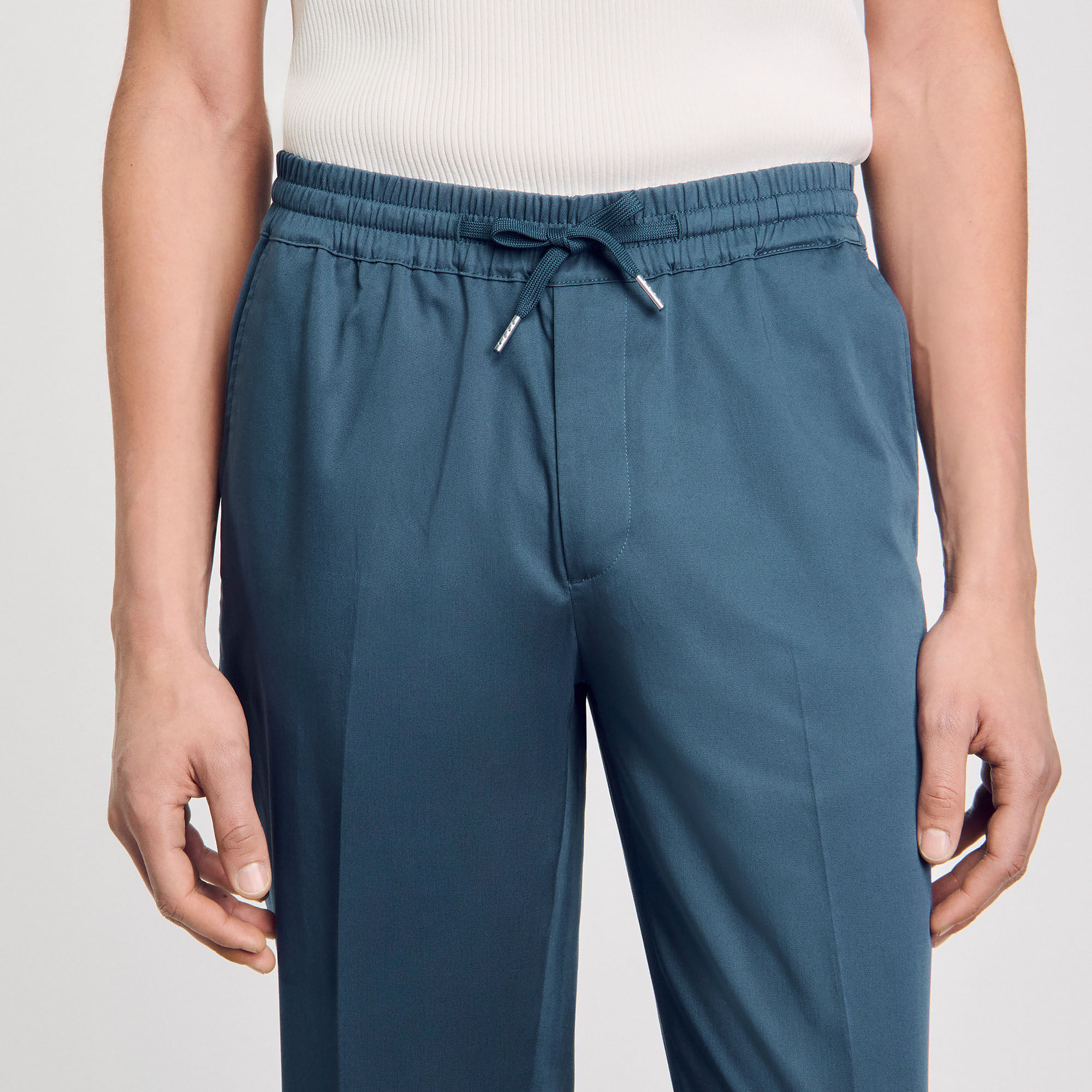 Elastische Hose mit geradem Schnitt