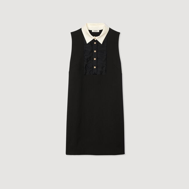 Kurzes Kleid mit Kontrastkragen