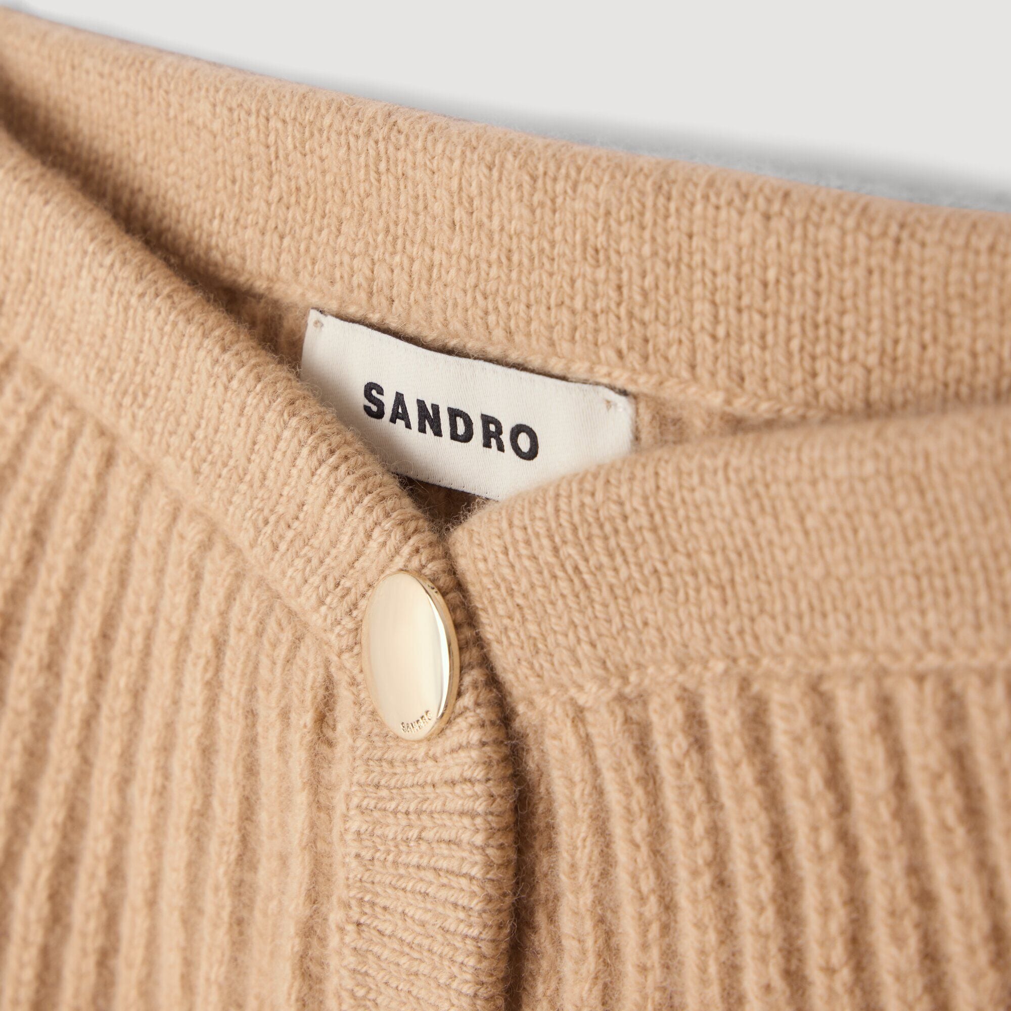 Stehkragen mit Kn&ouml;pfen - Damen | Sandro