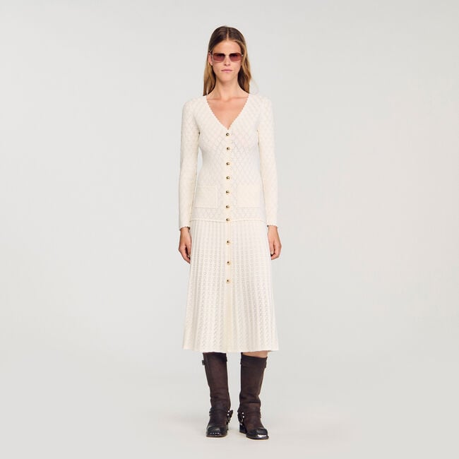 Langes Strickkleid mit Ziermuster