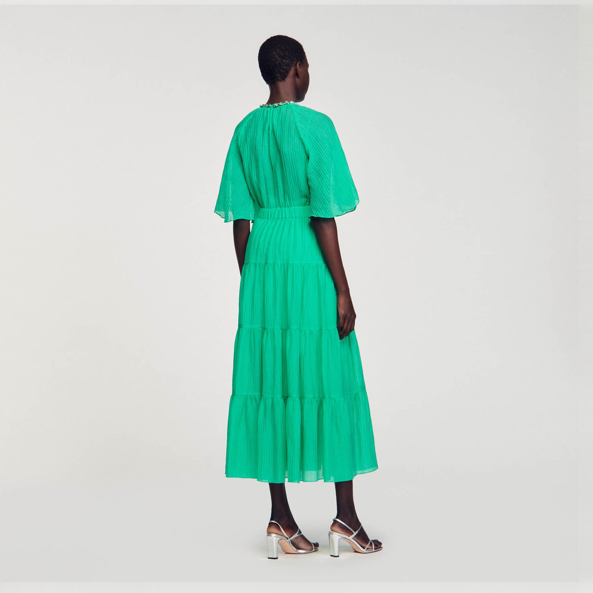 Midikleid mit Strass am Kragen