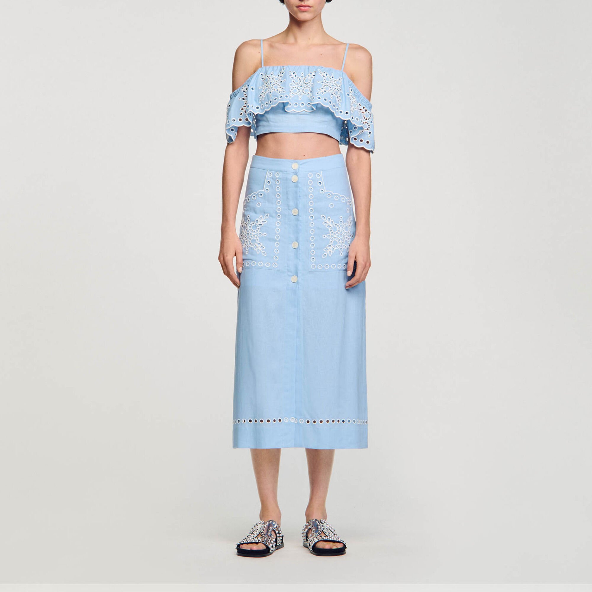 Langer bestickter Rock