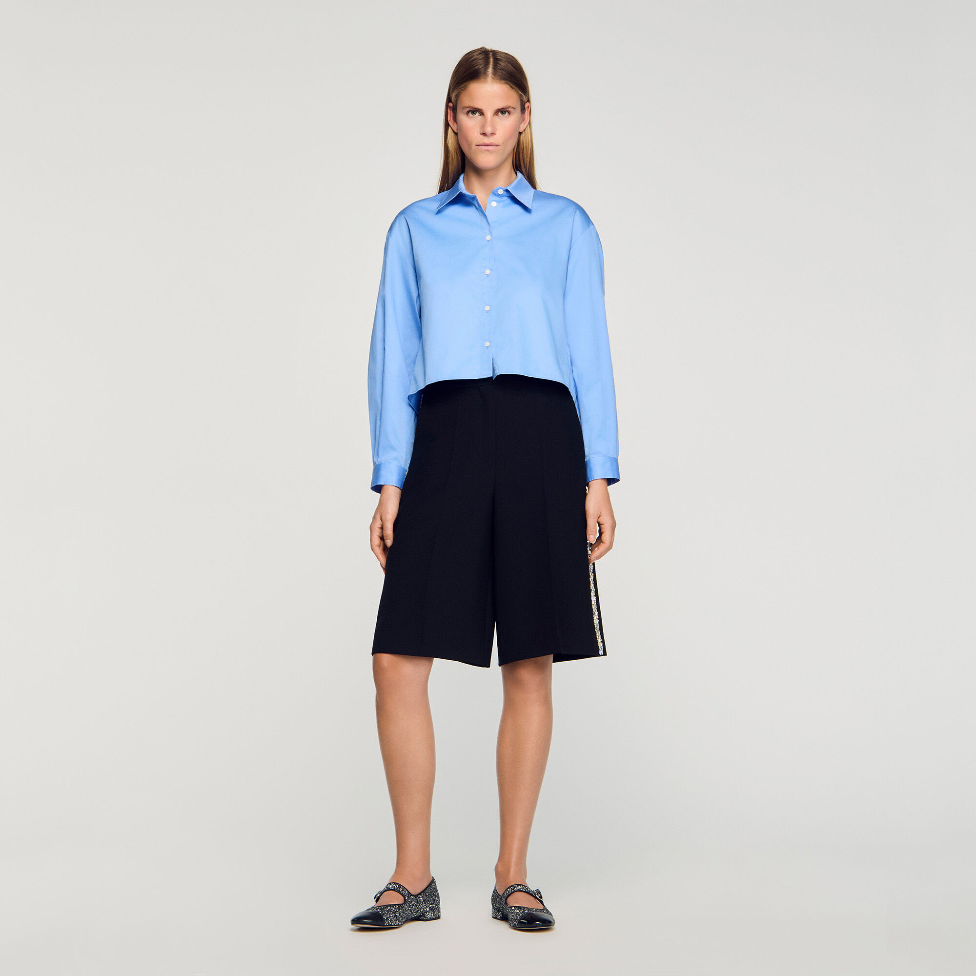 Gerade Bermudashorts mit Strassband