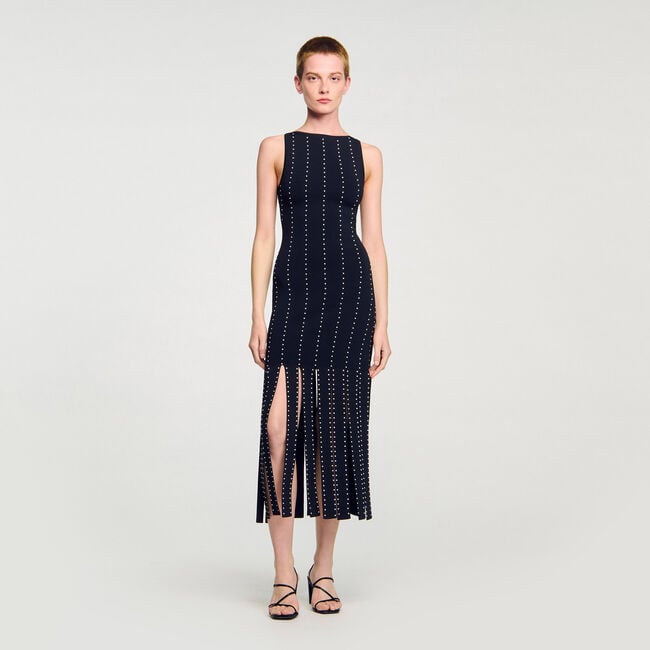 Langes Strickkleid mit Fransen