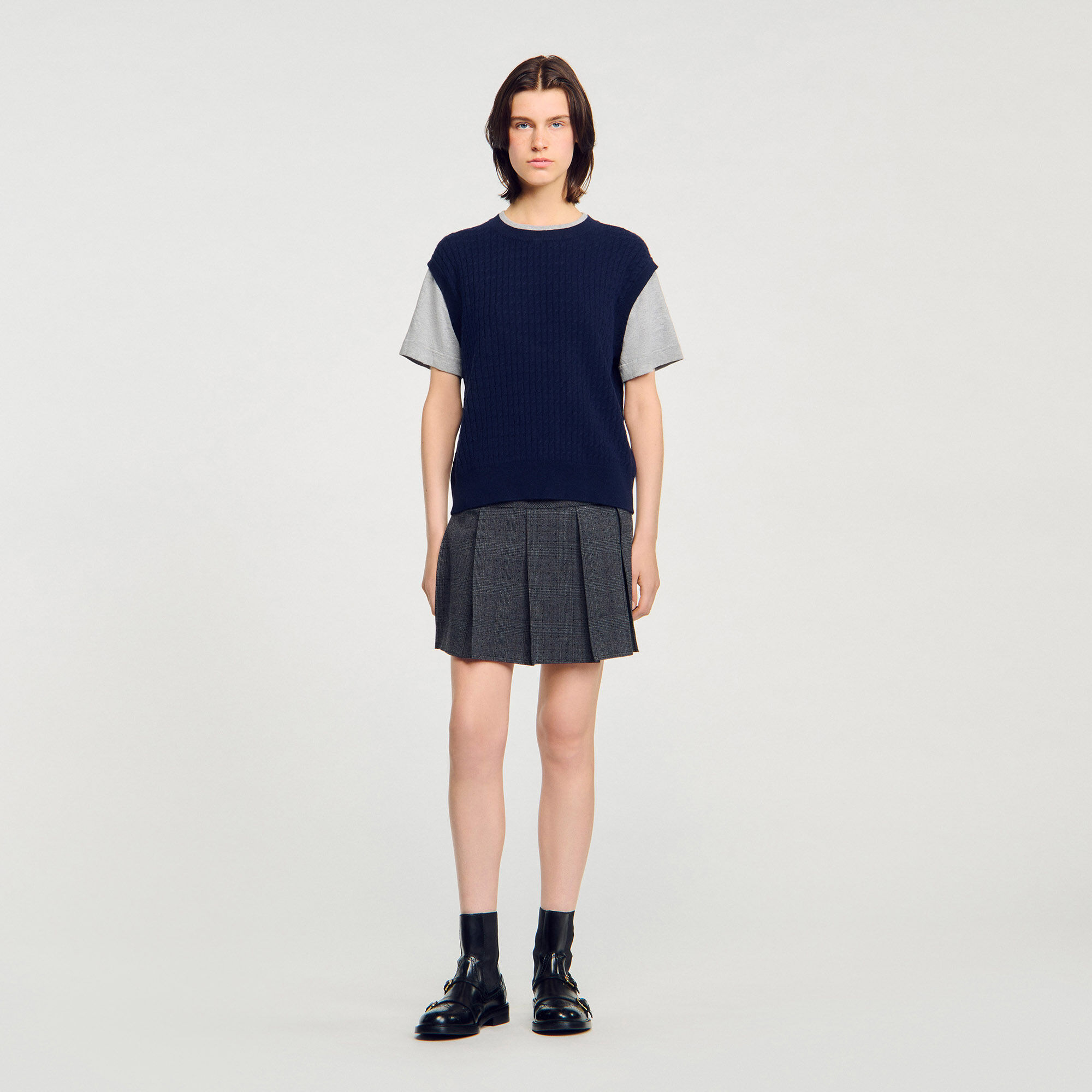 Strickpullover aus Materialmix