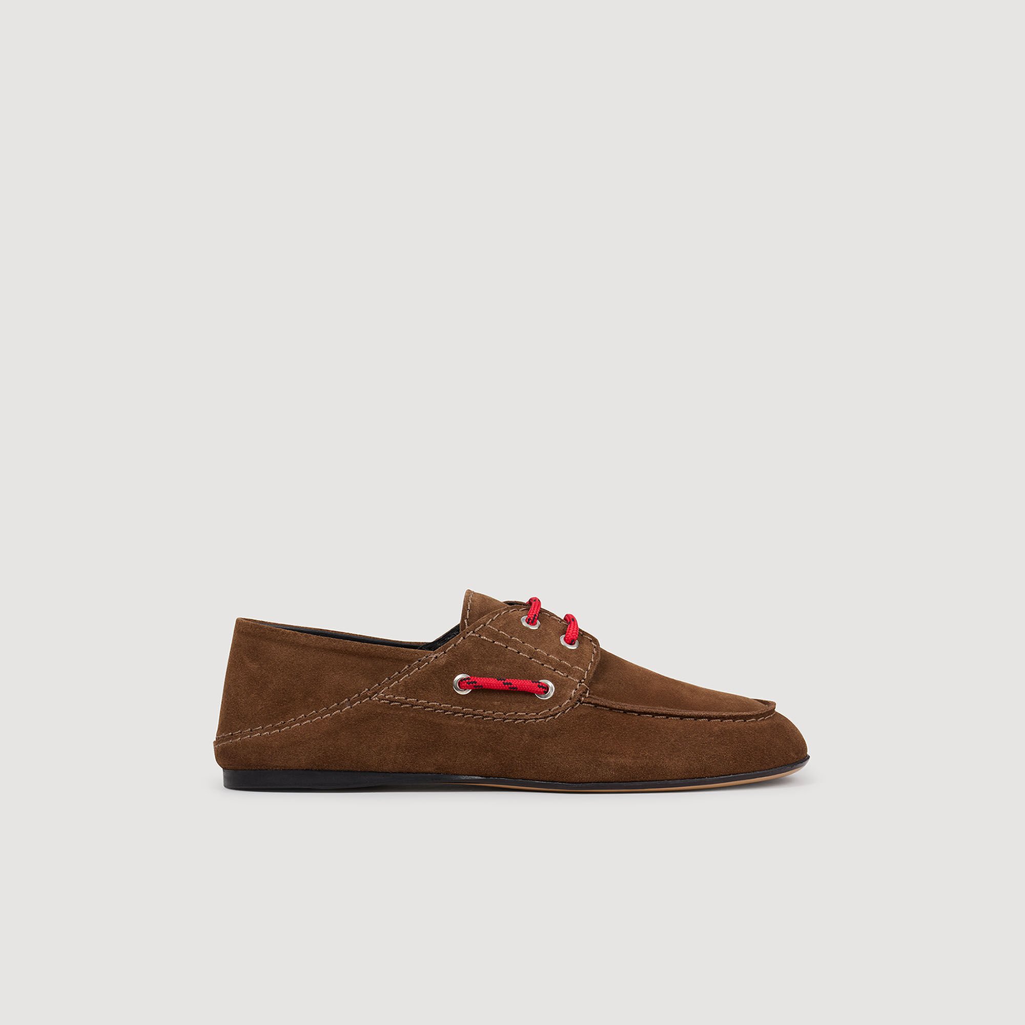 Segelschuhe aus Veloursleder
