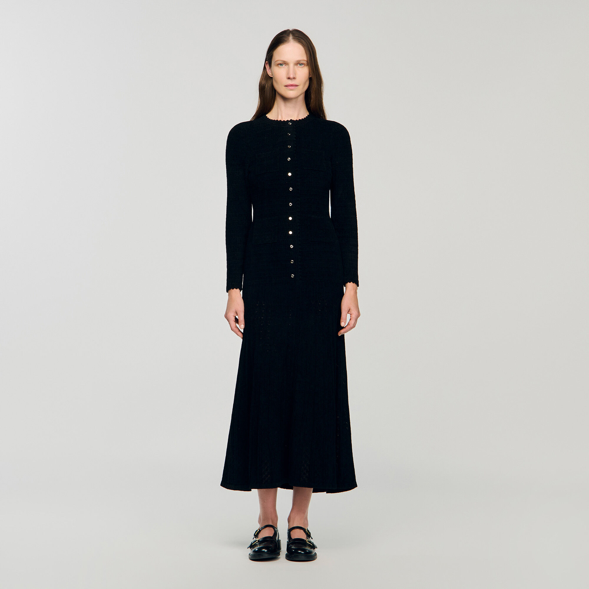 Langes Kleid aus Strukturstrick