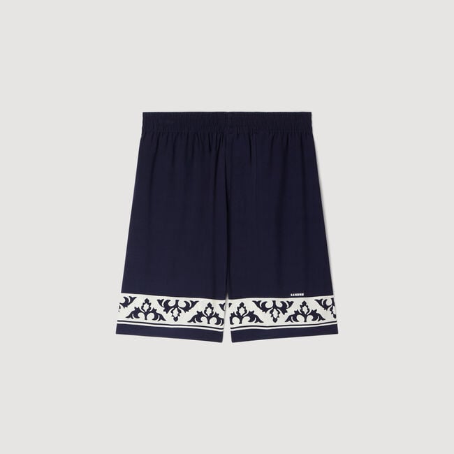 Flie&szlig;ende Shorts mit Kontrastmotiv