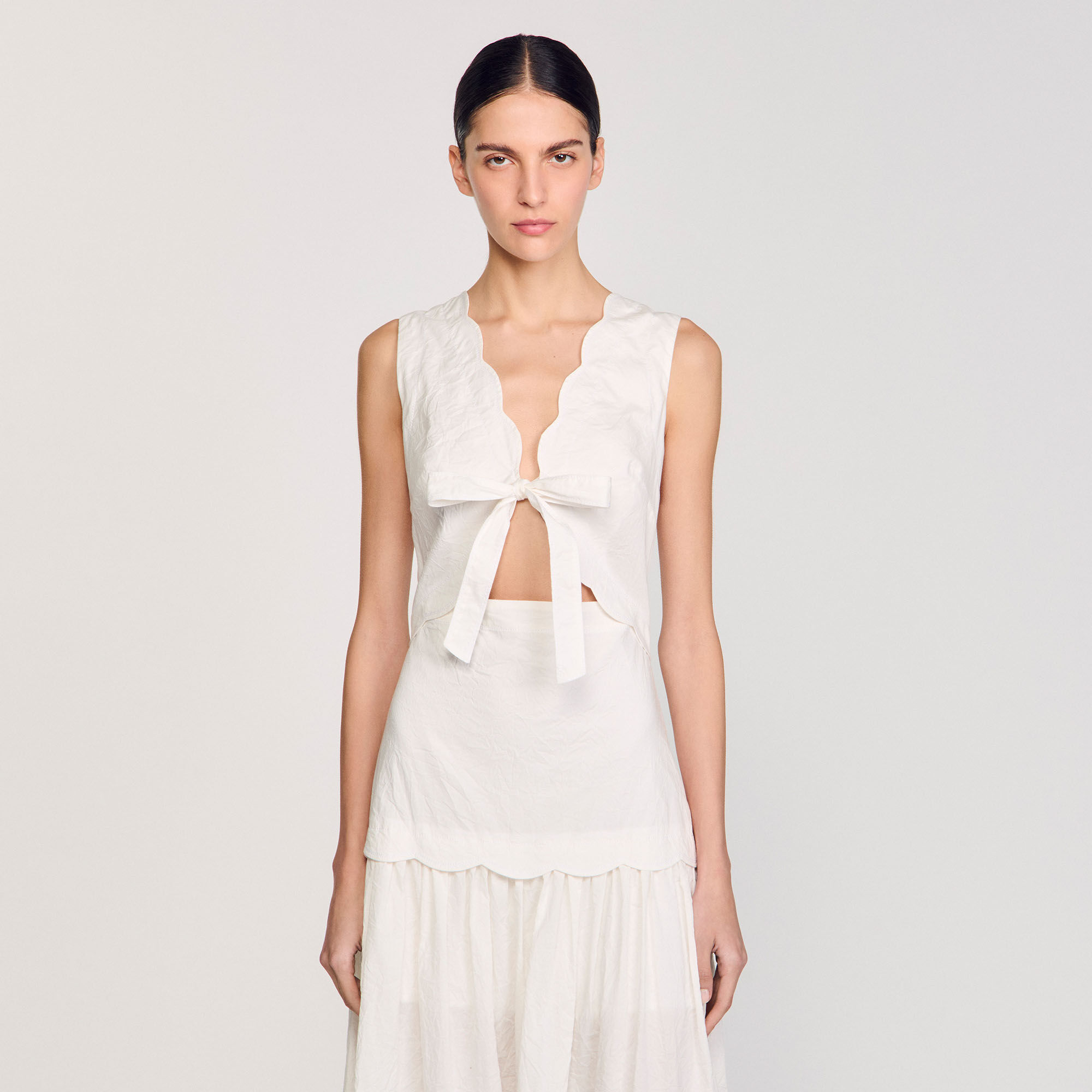 Langes Kleid mit Knitter-Look