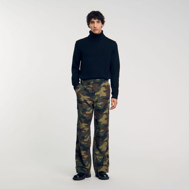 Cargohose mit Camouflage-Print