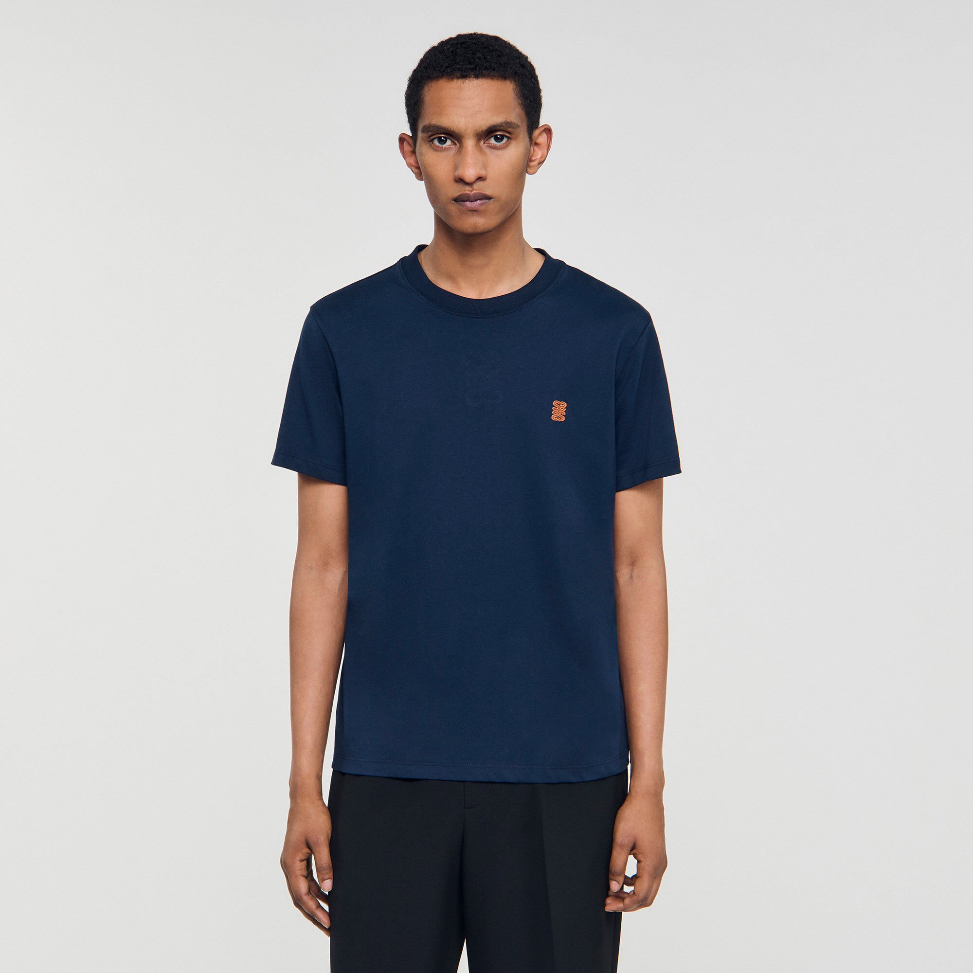 T-Shirt mit Leder-Logo