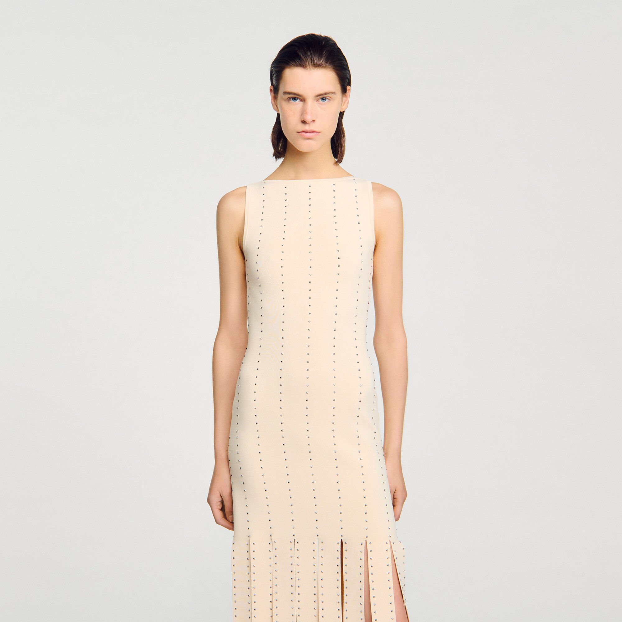 Langes Strickkleid mit Fransen