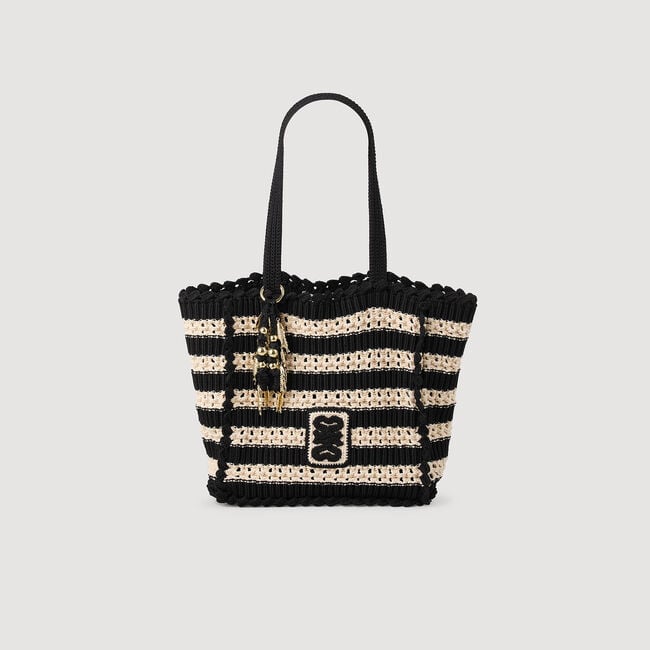 Zweifarbige Tasche mit Häkelmuster