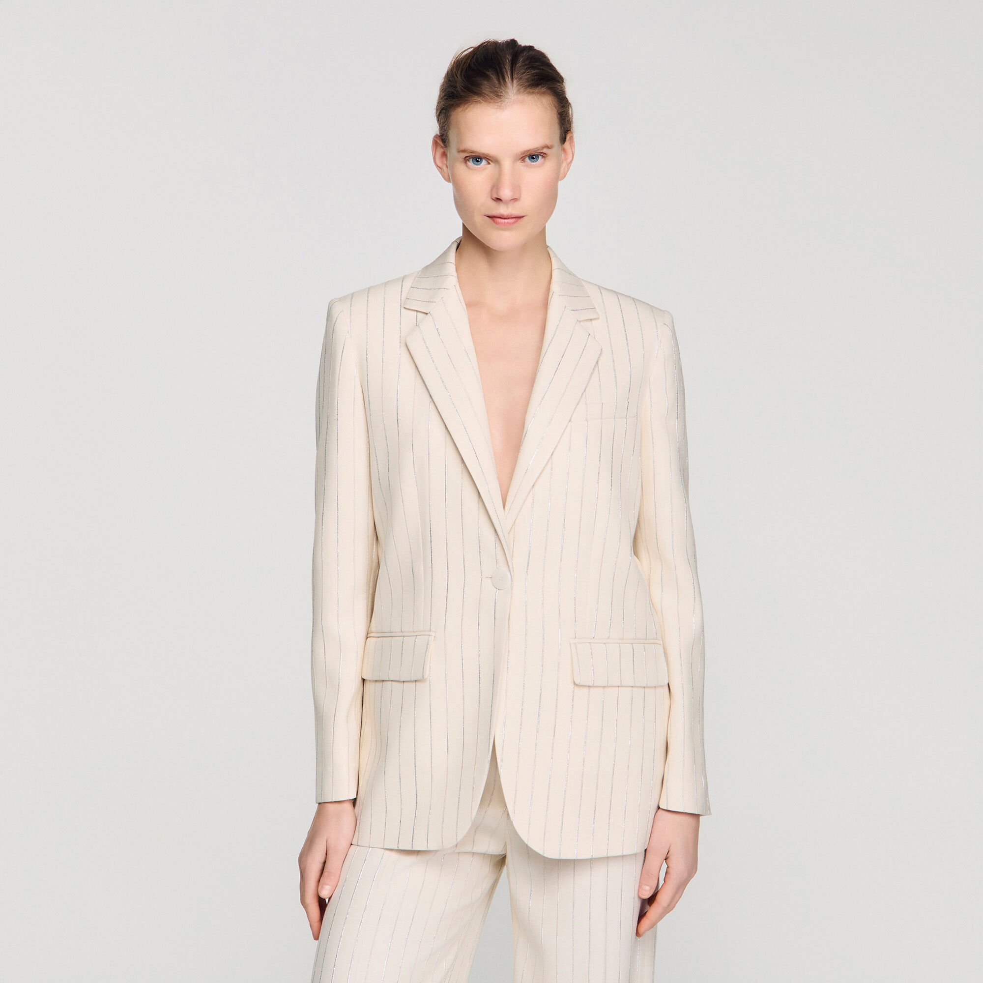 Gestreifter, taillierter Blazer