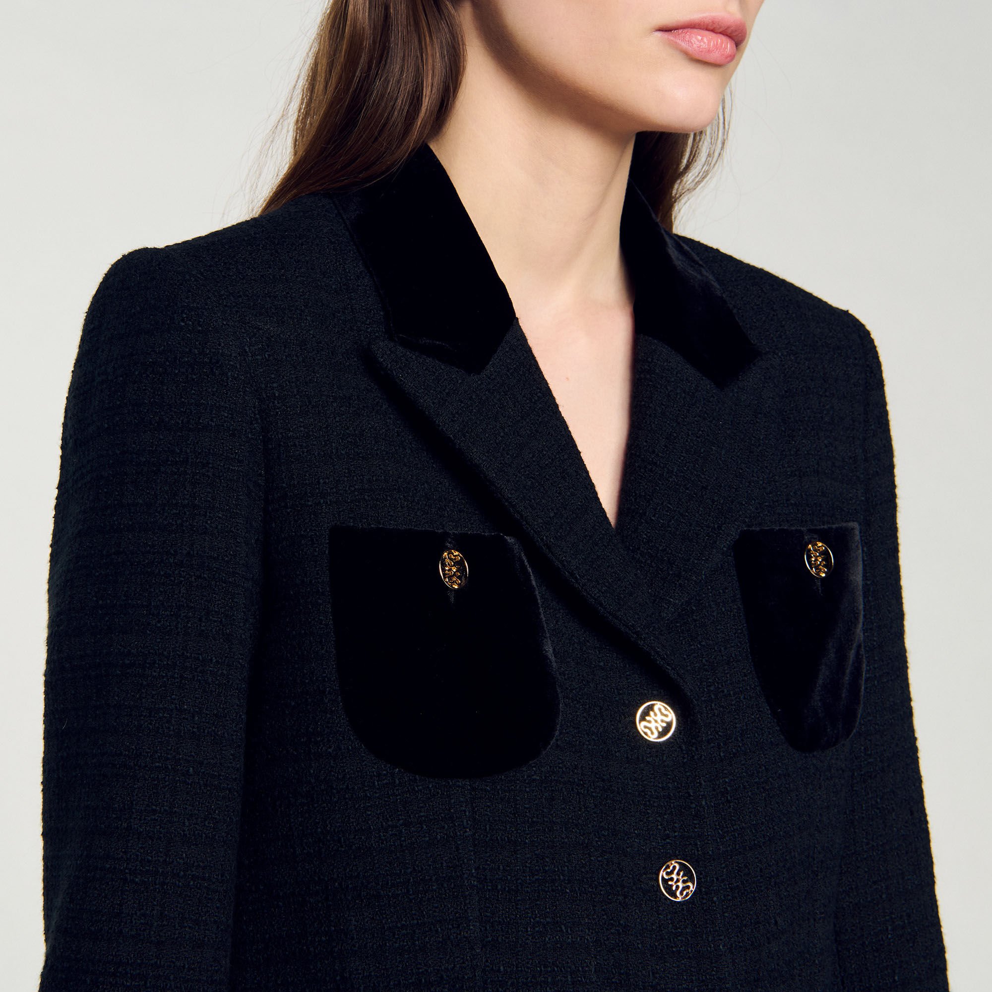 Kurze Jacke aus Tweed und Velours