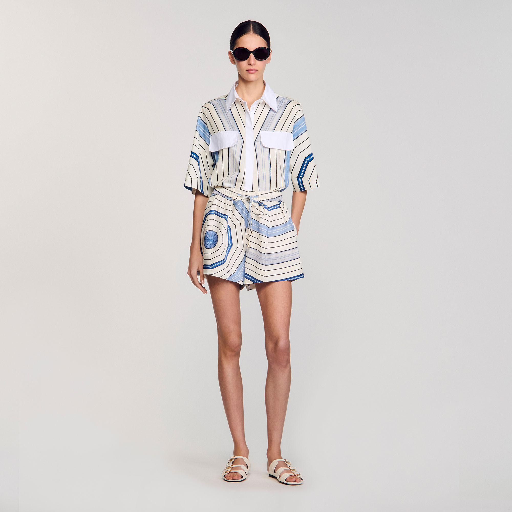Shorts mit Spiralendruckmuster