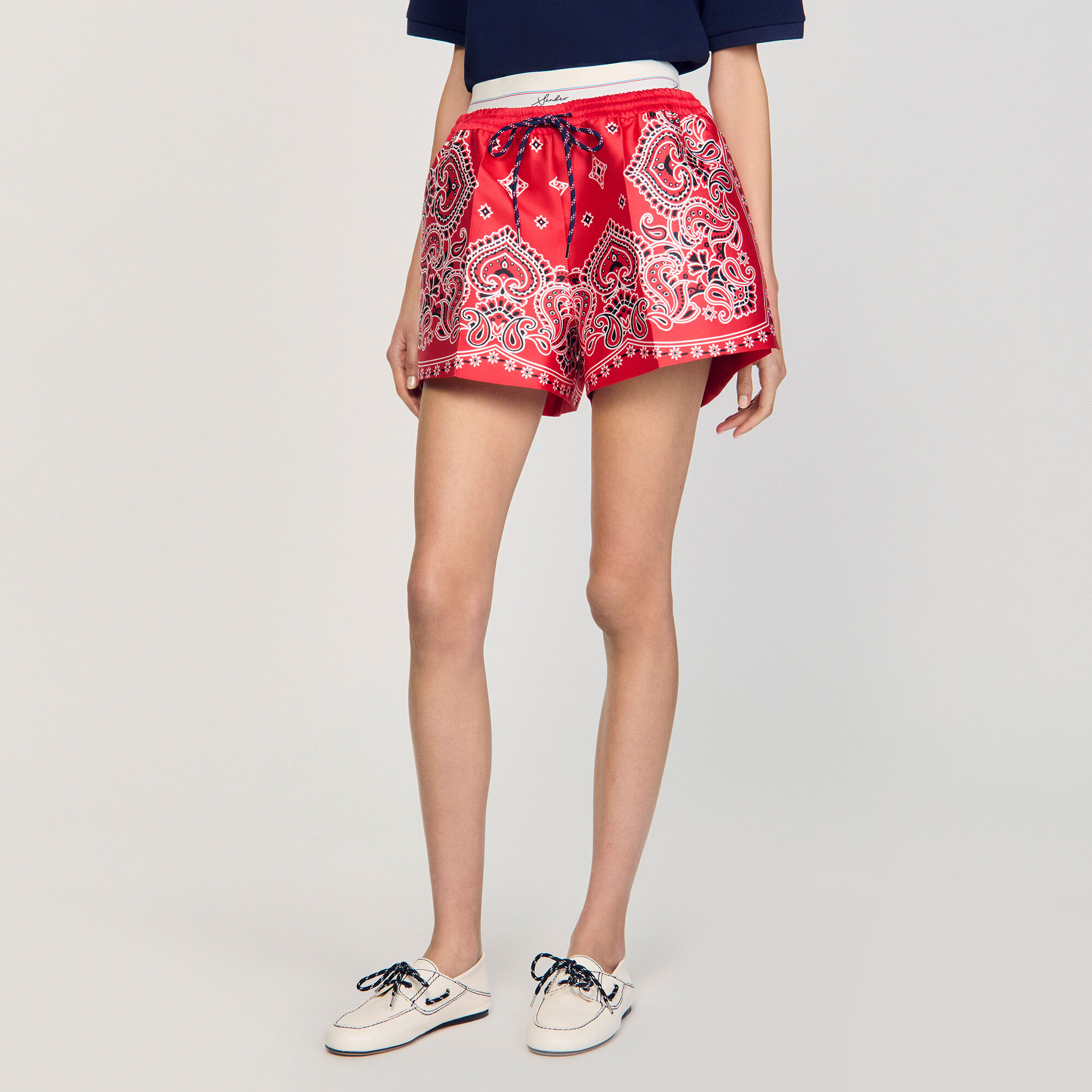 Shorts mit Bandana-Print
