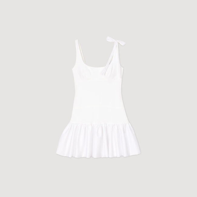 Kurzes Kleid aus Materialmix