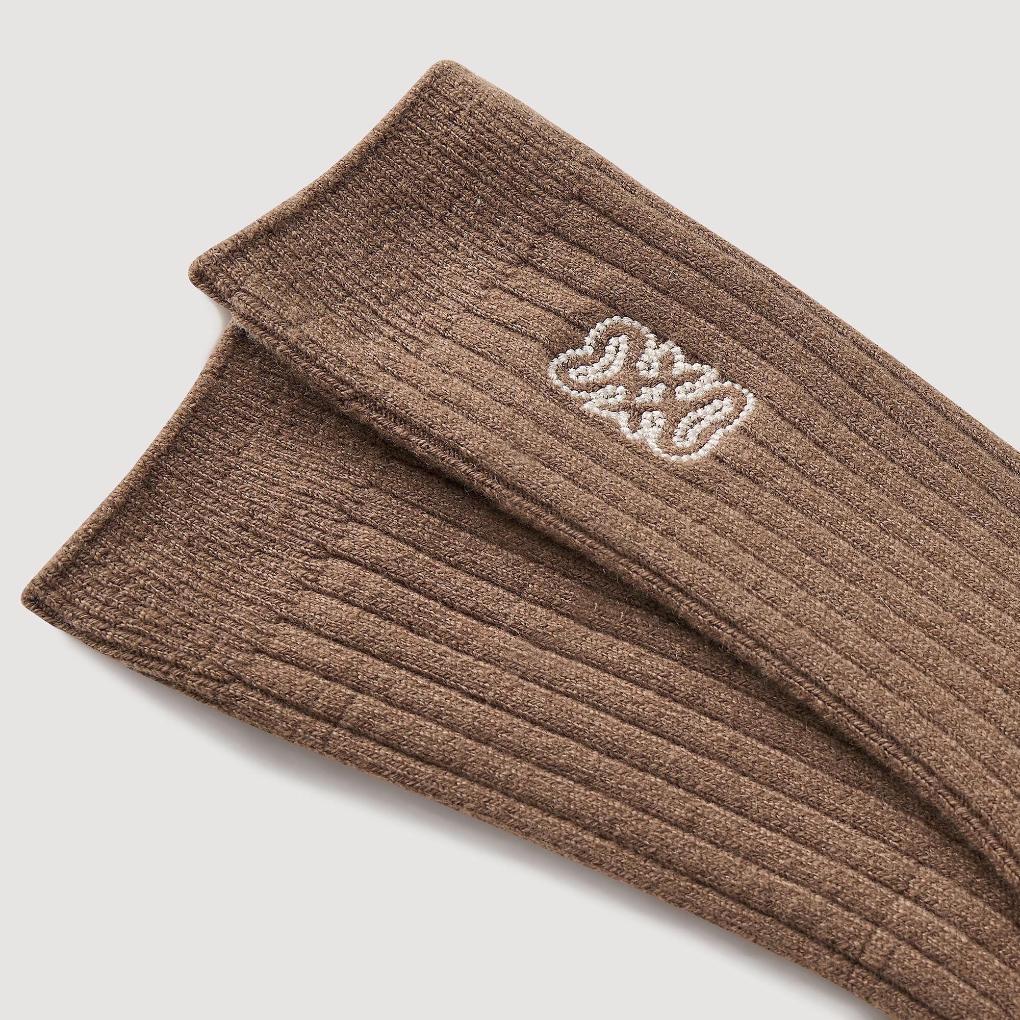 Bestickte Socken