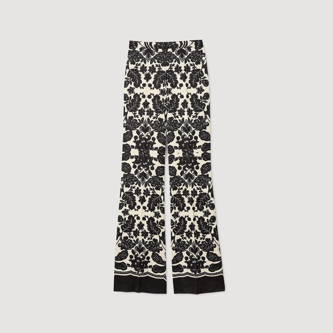 Hose mit Blumendruckmuster