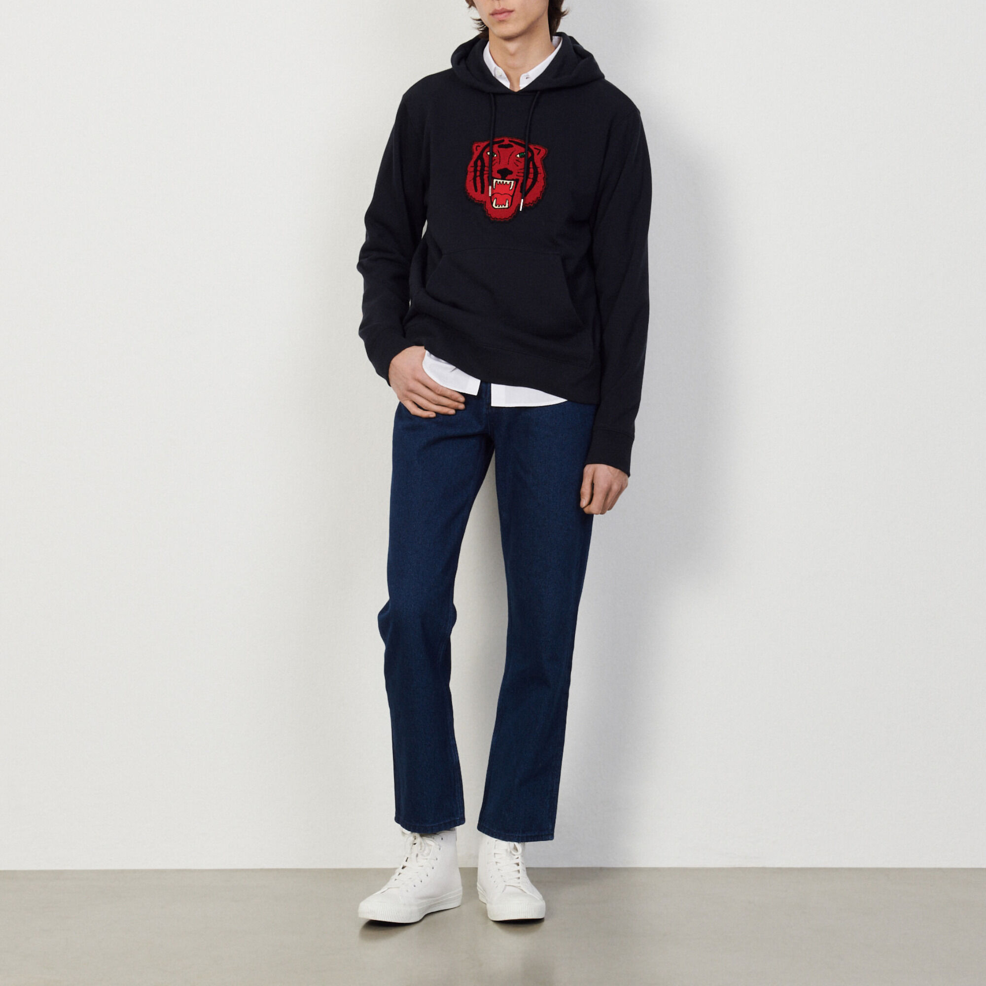 Hoodie mit Patch