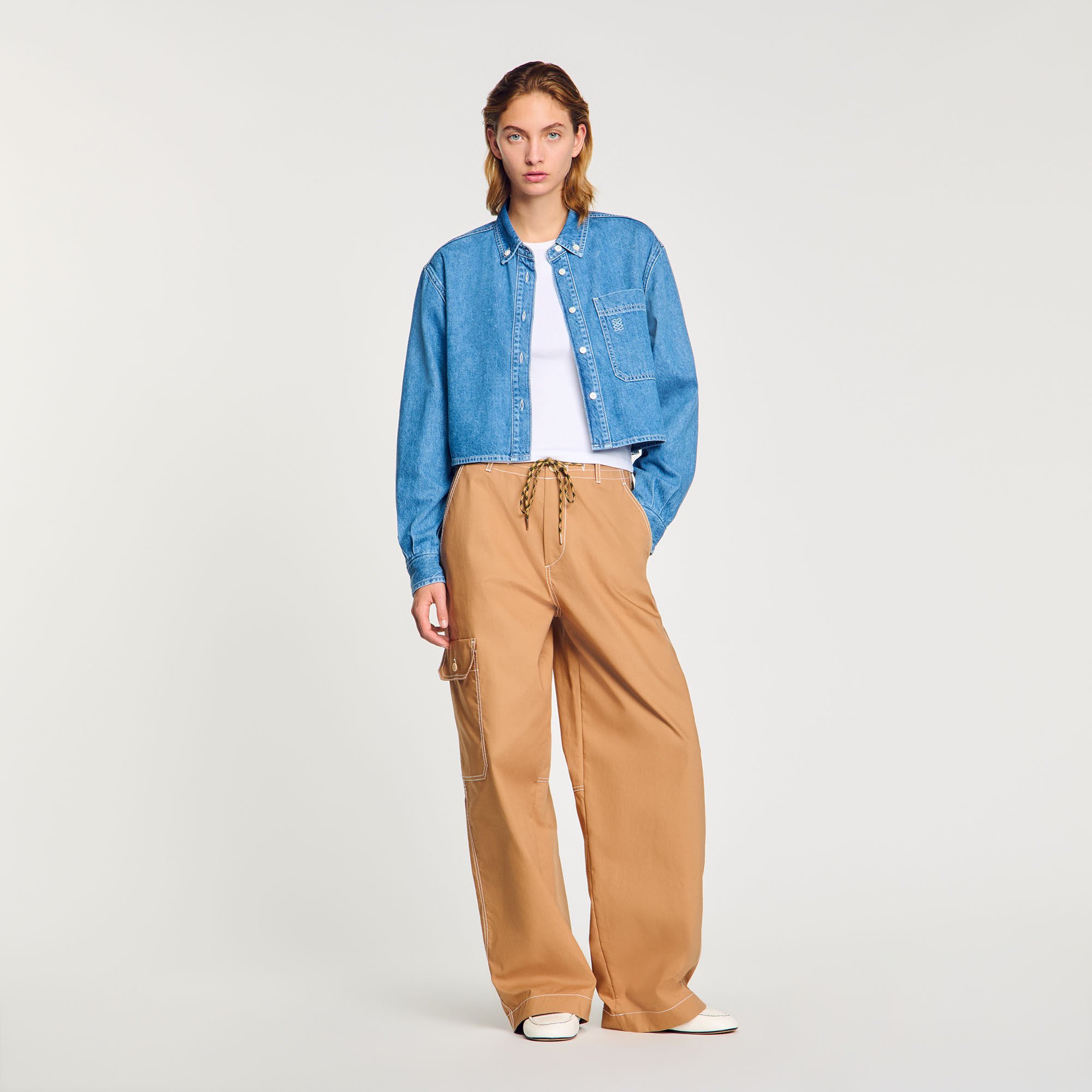 Kurzes Hemd aus Denim