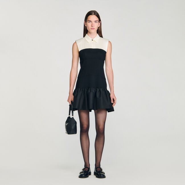 Kurzes zweifarbiges Volantkleid