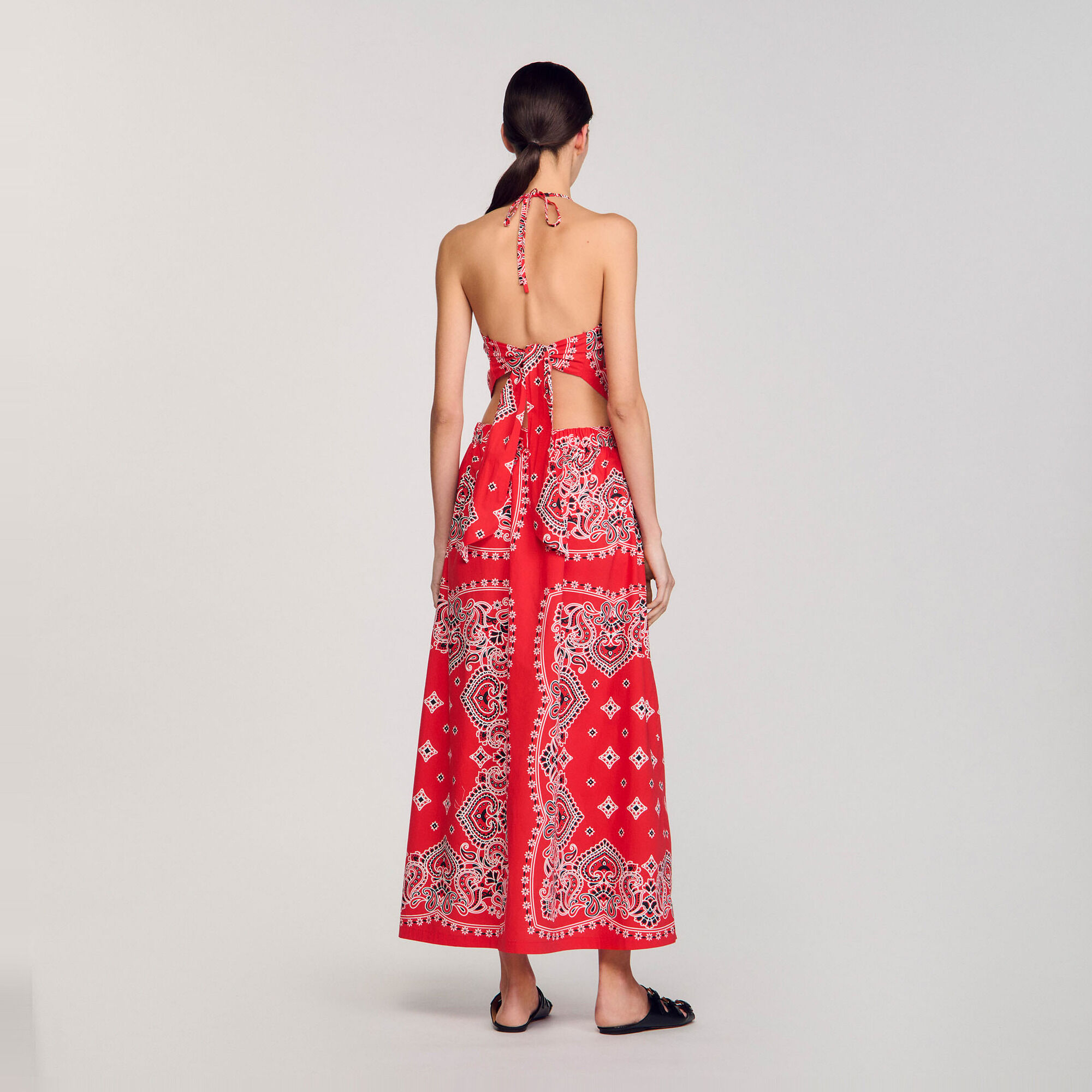 Langes Kleid mit Bandana-Muster