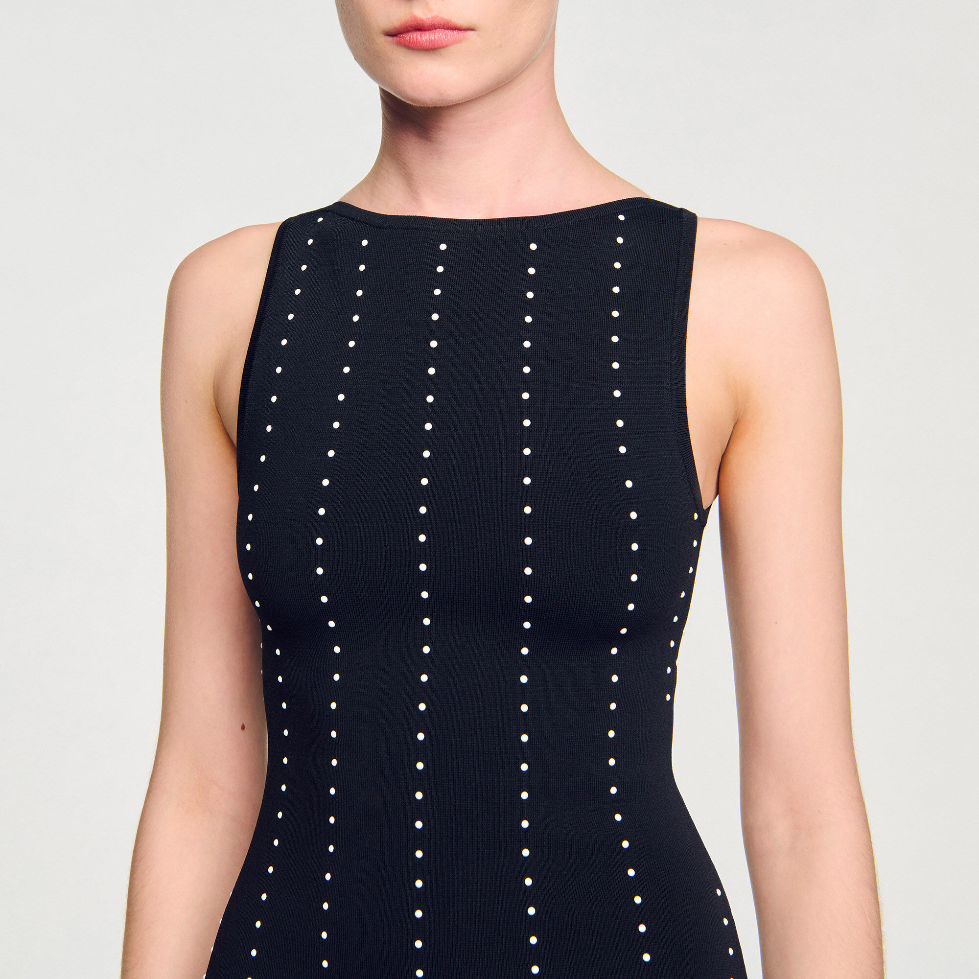 Langes Strickkleid mit Fransen