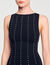 Langes Strickkleid mit Fransen