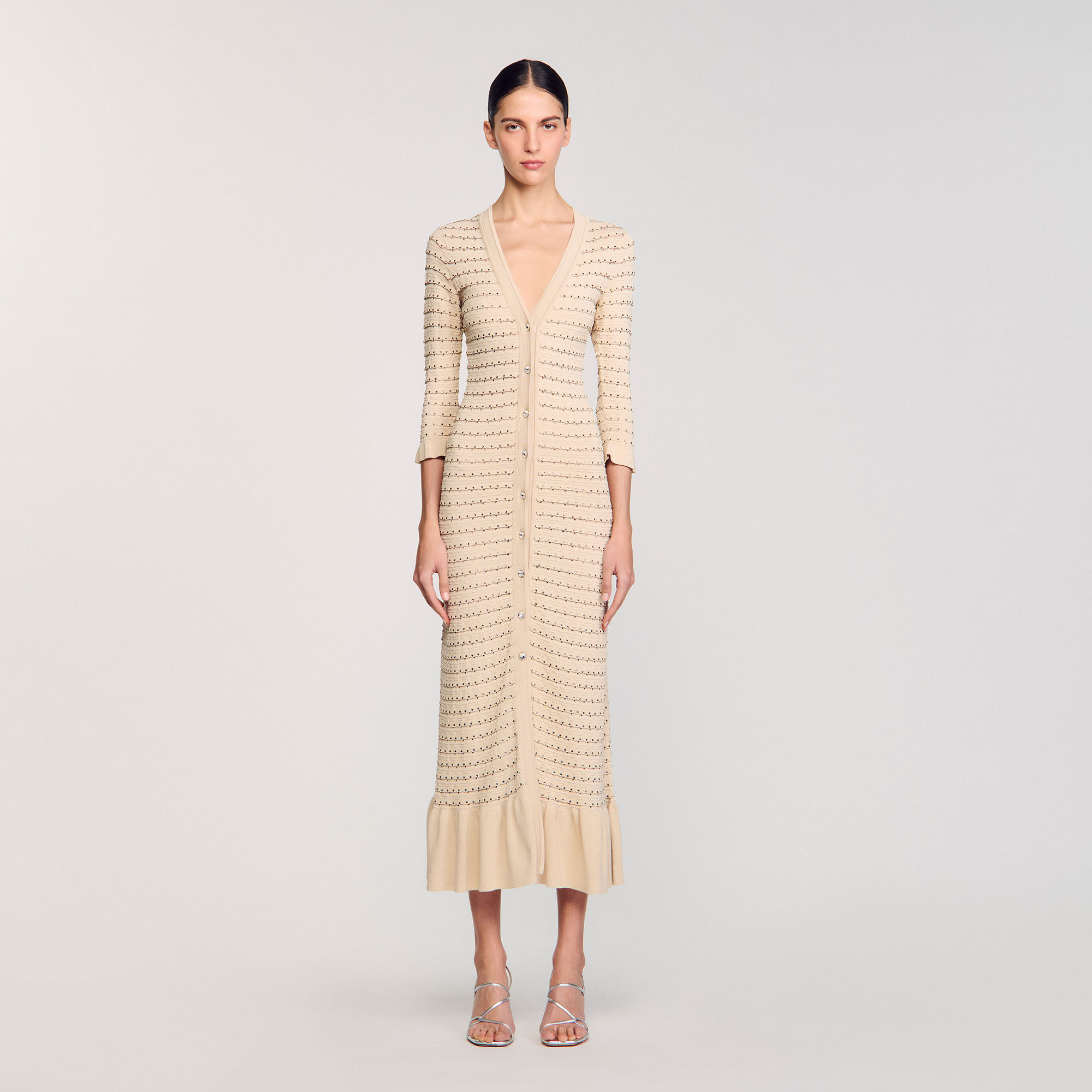 Langes Strickkleid mit Strassbesatz