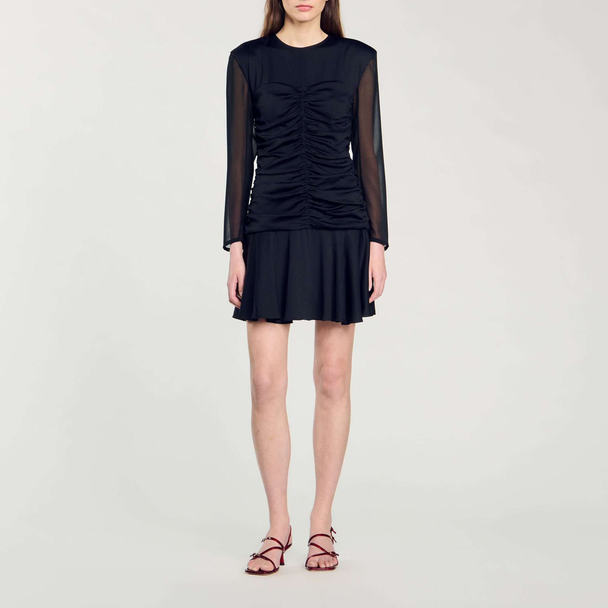 Kurzes drapiertes Kleid