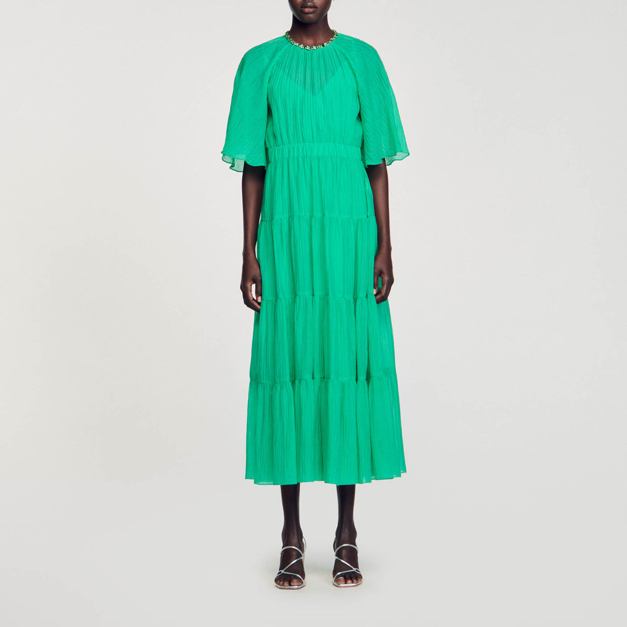 Midikleid mit Strass am Kragen