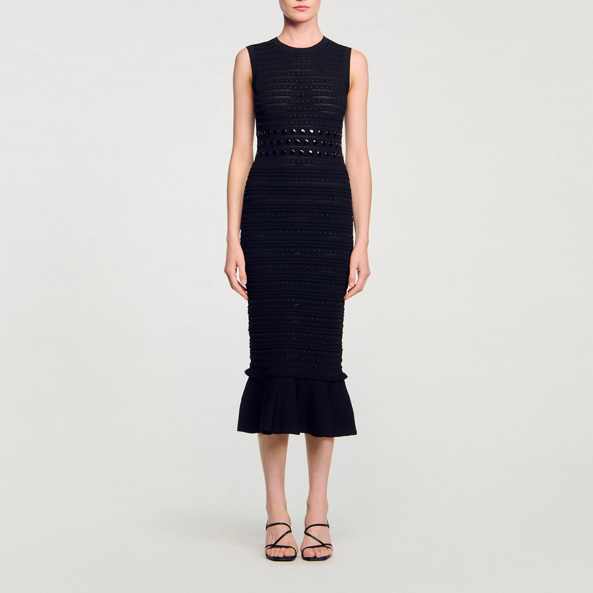Langes Strickkleid mit Nieten - Damen | Sandro