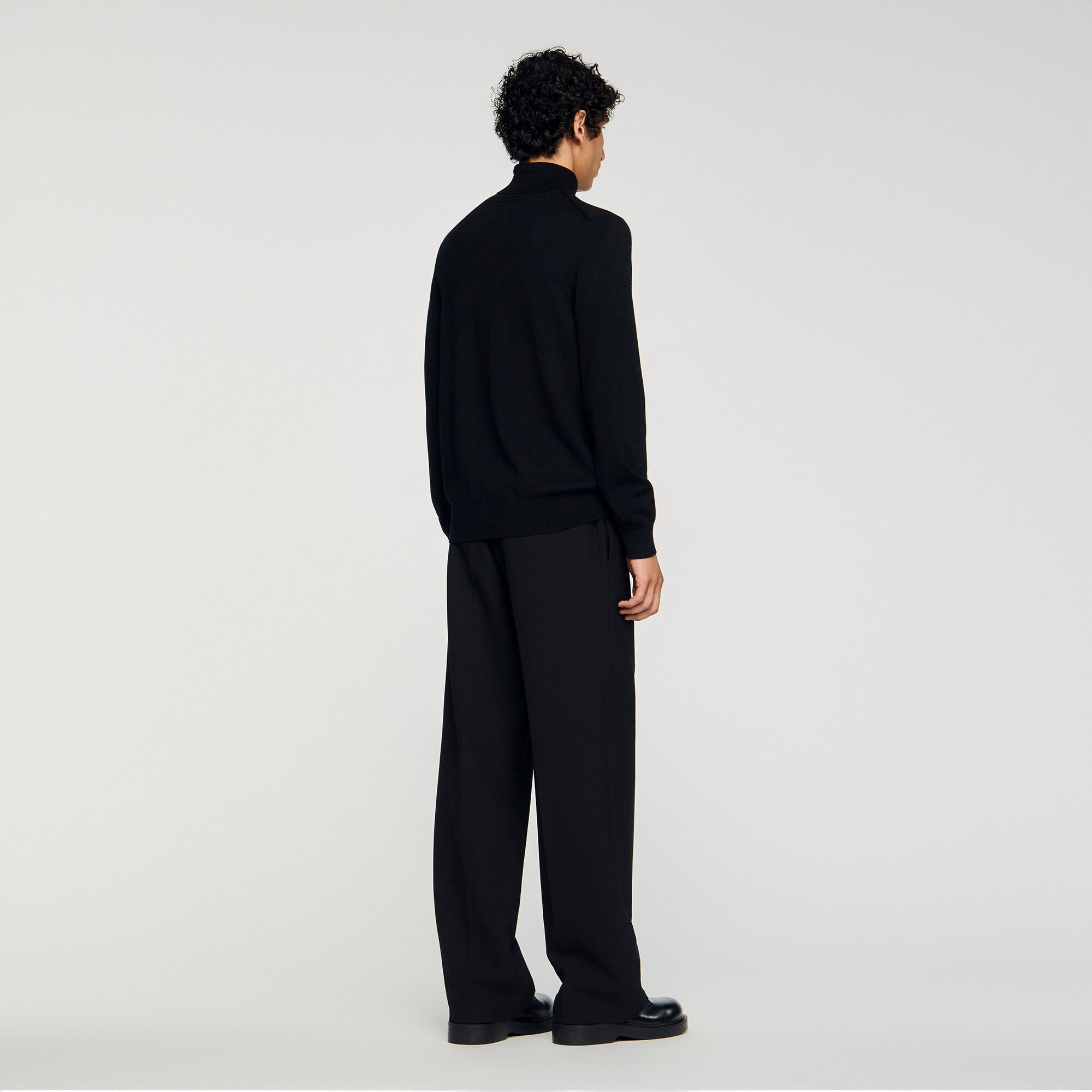 Rollkragenpullover aus Wolle