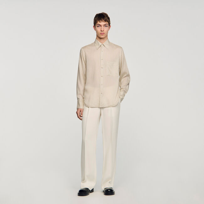 Flie&szlig;endes gestreiftes Hemd