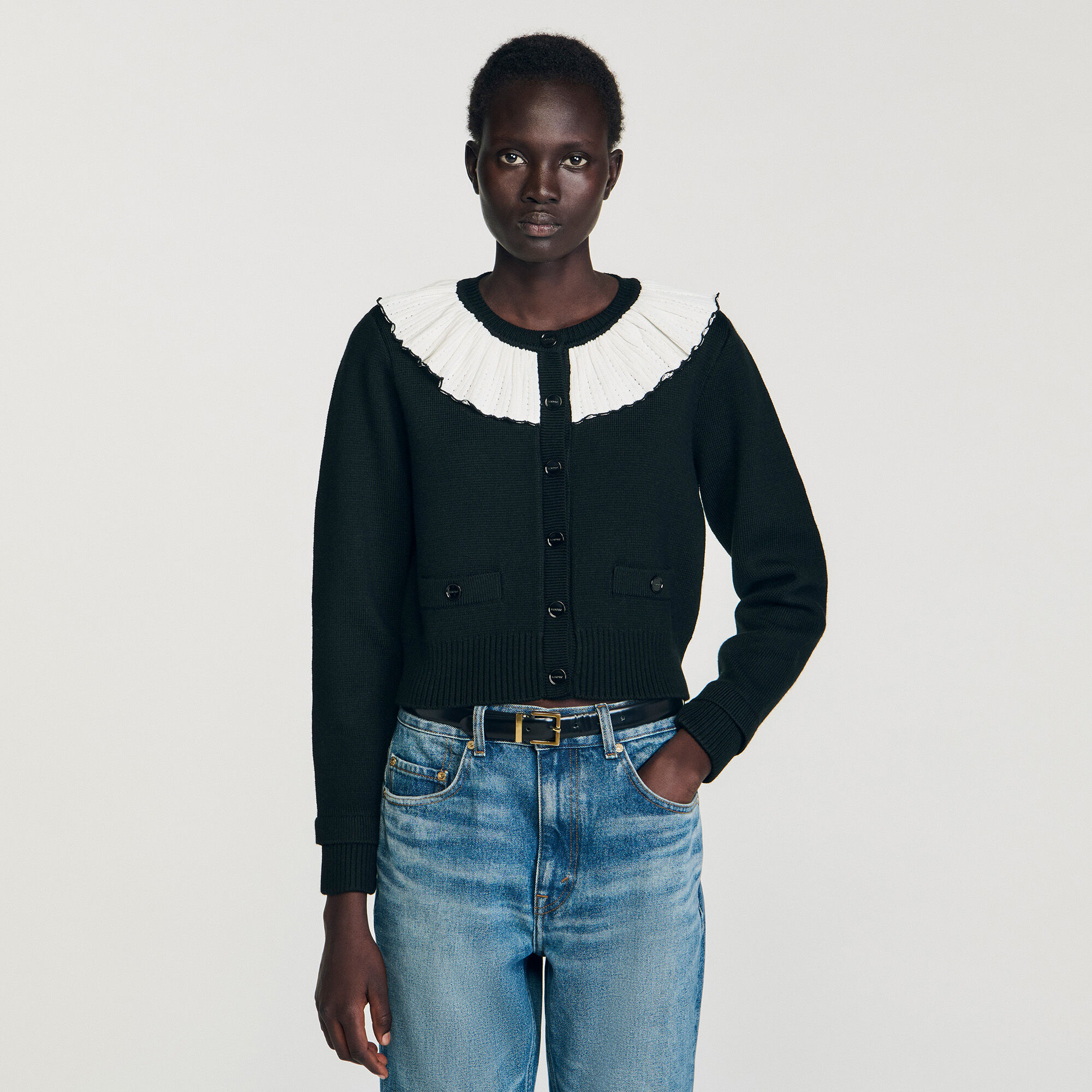 Cardigan mit Kontrastkragen